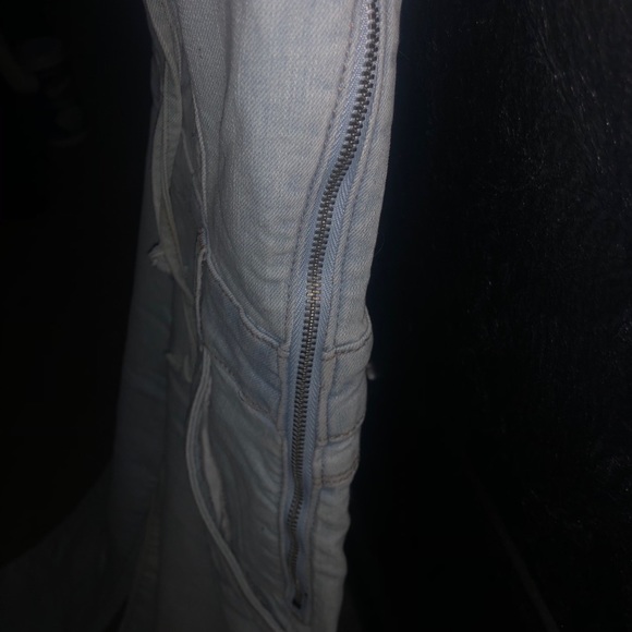 One piece denim jumpsuit lace up front. - Picture 3 of 5